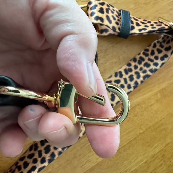 New Cheetah Leopard Print Handbag Strap 1.5" Wide 48" Long Gold Tone Mautto - Picture 6 of 10
